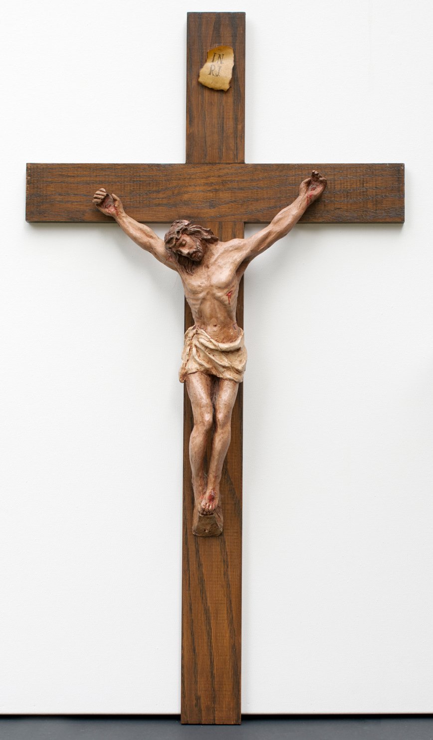 Crucifix sculpture